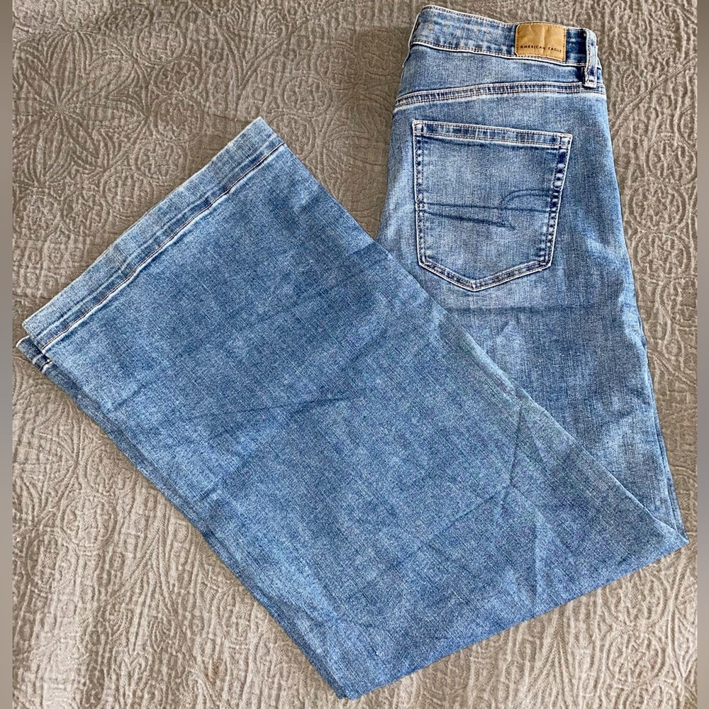 American Eagle Wide Leg Jean